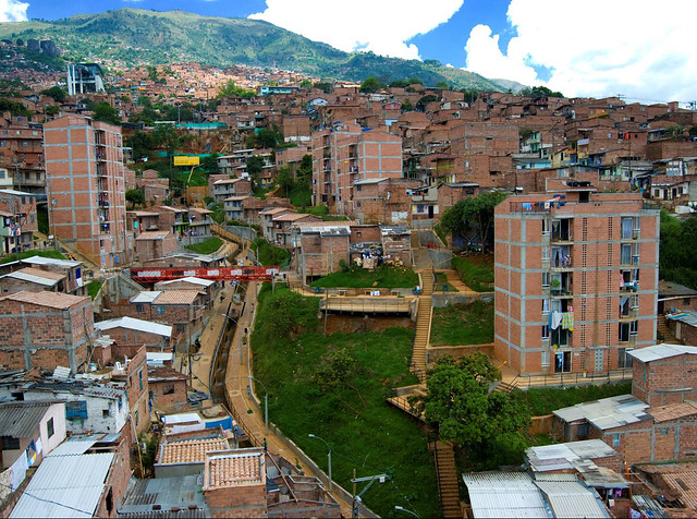 Course: Informal Land Markets and Regularization of Settlements in Latin America