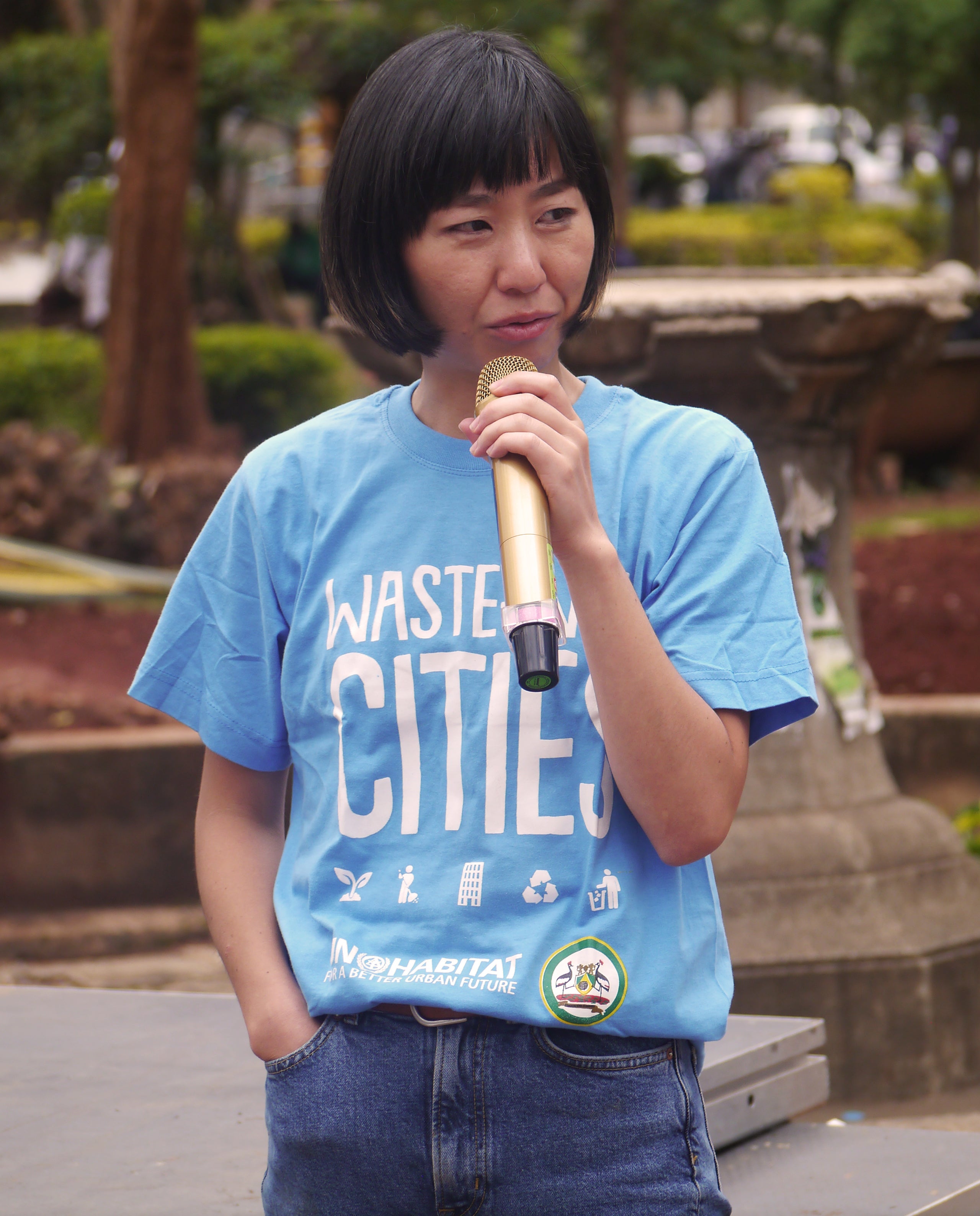 Nao Takeuchi addresses the participants