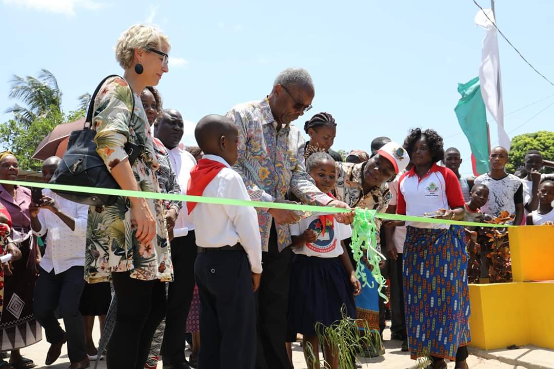 Inauguration of the Public Space for Children in Maxaquene D neighbourhood, Maputo