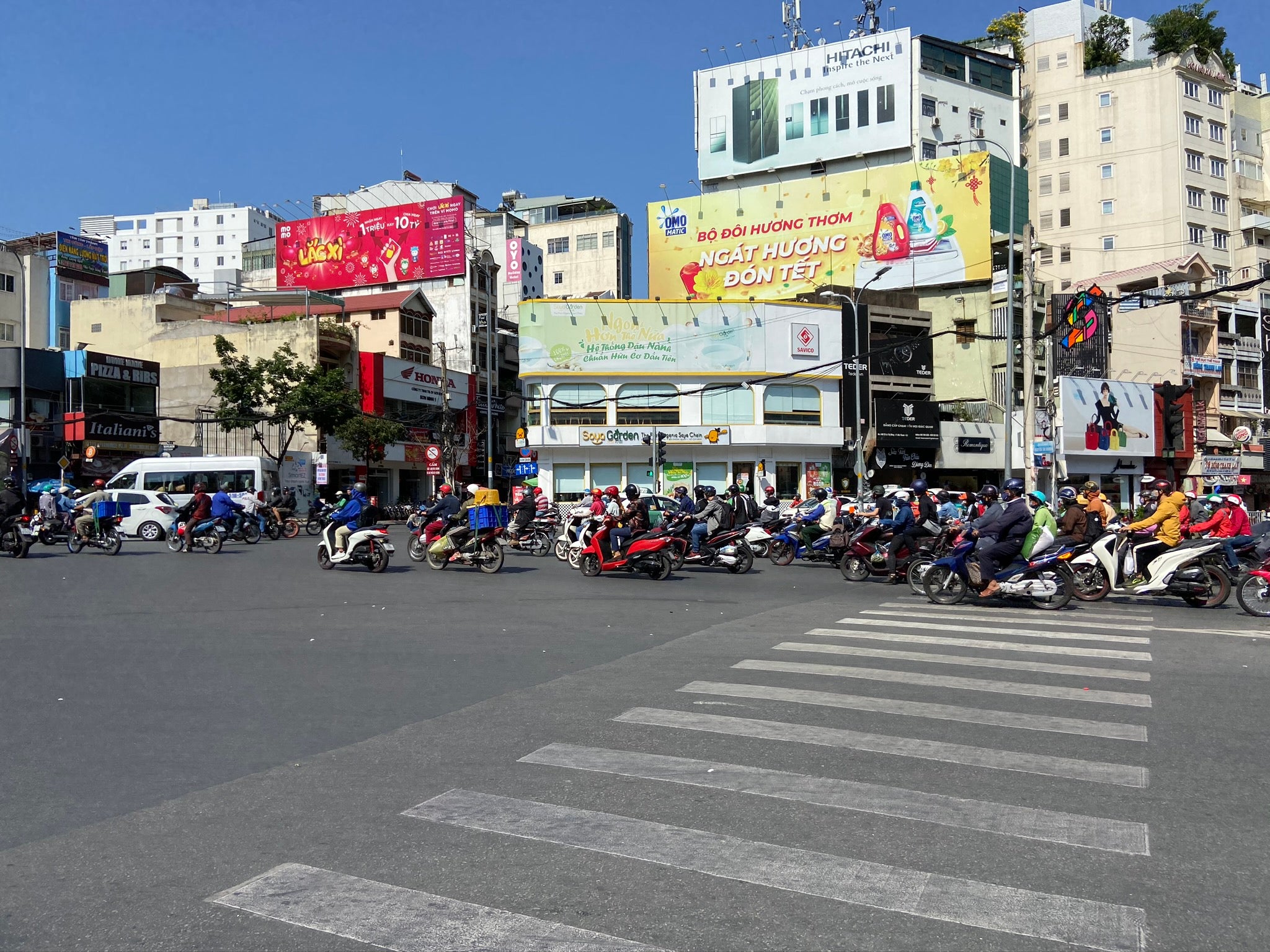 Typical traffic in Ho Chi Minh City, Vietnam, consisting of two-wheelers. The Programme is supporting Ho Chi Minh City by developing a Smart Ticketing System for public transportation