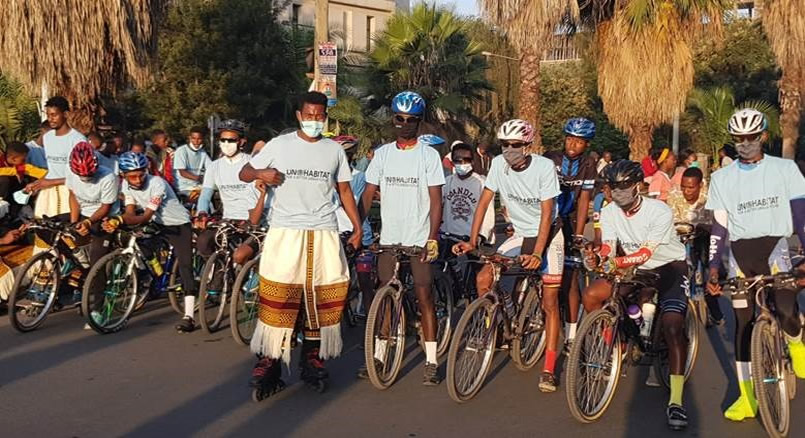 Cyclists and skaters adorned  UN-Habitat branded t-shirts and masks during the COVID-19 awareness and non-motorised transport advocacy event on 7th March 2021 in Hawassa, Ethiopia.