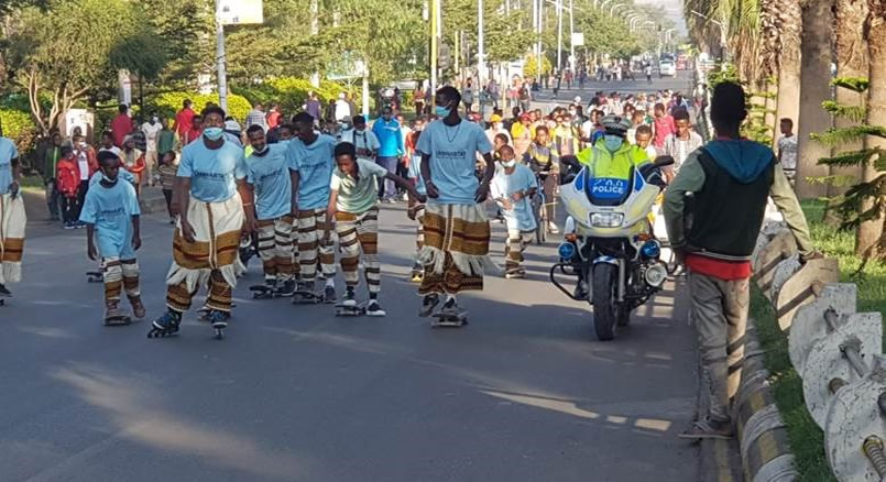 Cyclists and skaters adorned  UN-Habitat branded t-shirts and masks during the COVID-19 awareness and non-motorised transport advocacy event on 7th March 2021 in Hawassa, Ethiopia.