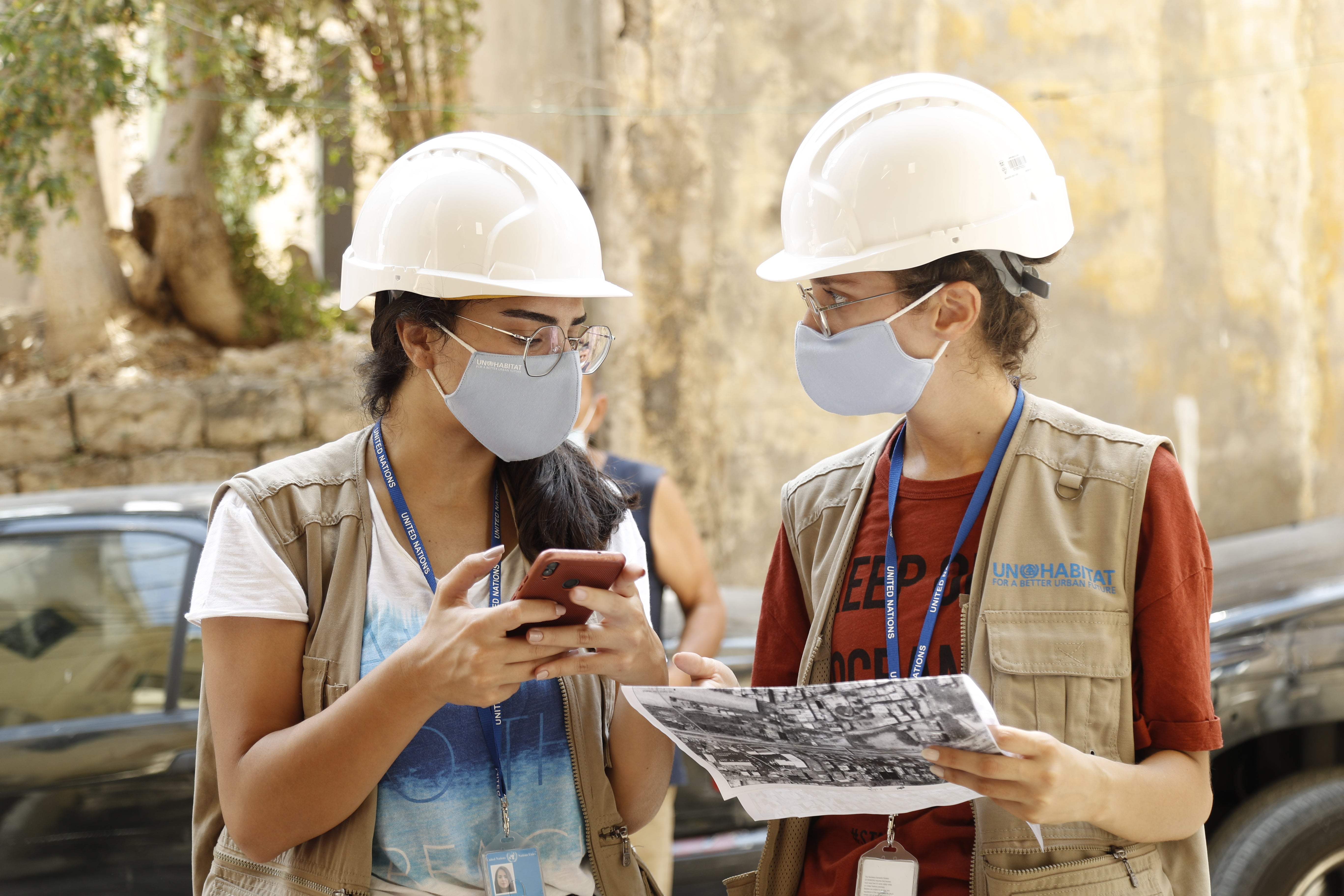 UN-Habitat staff on a building-level damage assessment in Beirut following the 4 August 2020 port explosion. | OCHA, Farid Assaf, 2020