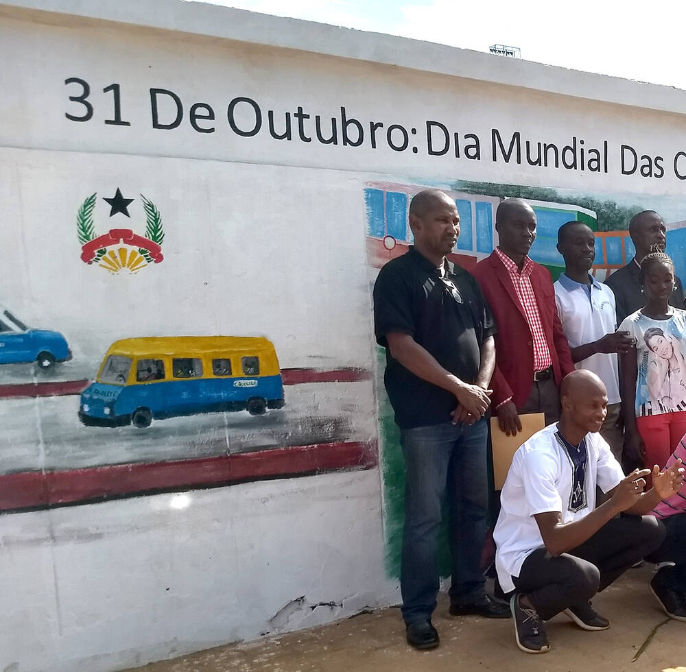 Winners of the Urban October Cultural Contest, a phrase competition based on the SDG 11, which targeted young students in the 7th, 8th and 9th grades of public and private schools in Bissau , 2018, UN-Habitat Guinea-Bissau
