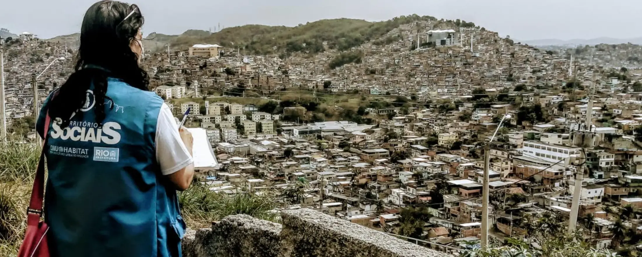 UN-HABITAT STAFF TAKING PART IN A PROJECT TO IDENTIFY THE MOST VULNERABLE IN COMPLEXO DO ALEMÃO’S  SLUM FOR SOCIAL TERRITORIES PROGRAMME PROJECT FUNDED BY THE MUNICIPALITY OF RIO DE JANEIRO 2019 PHOTO: UN-HABITAT BRAZIL